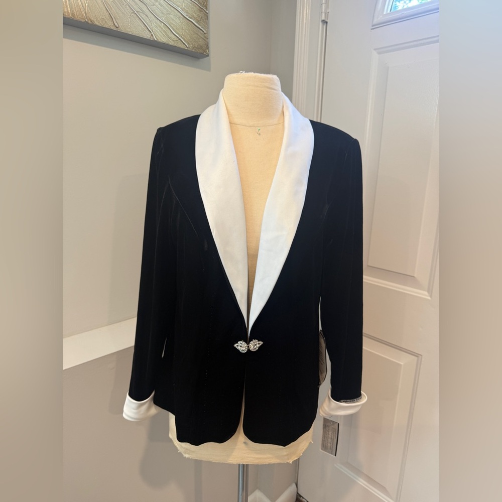 Alex Evenings Monochrome Blazer